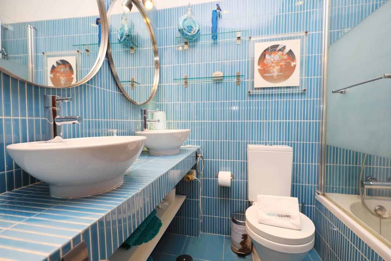 C22 - Beco Do Poco Beach Townhouse In Praia Da Luz Экстерьер фото