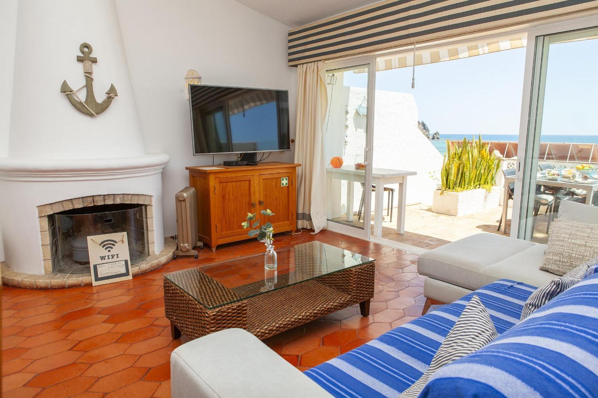C22 - Beco Do Poco Beach Townhouse In Praia Da Luz Экстерьер фото