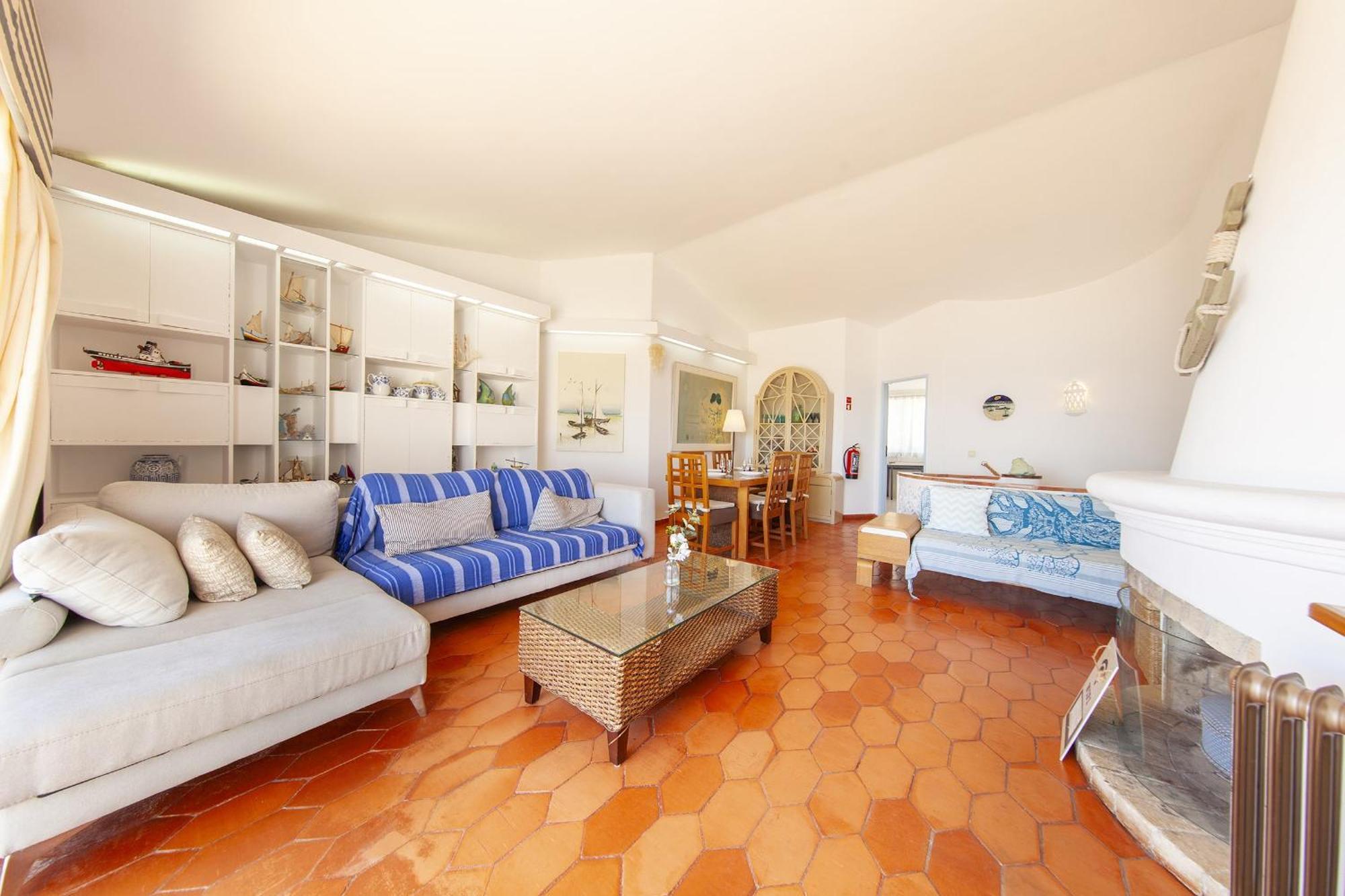 C22 - Beco Do Poco Beach Townhouse In Praia Da Luz Экстерьер фото