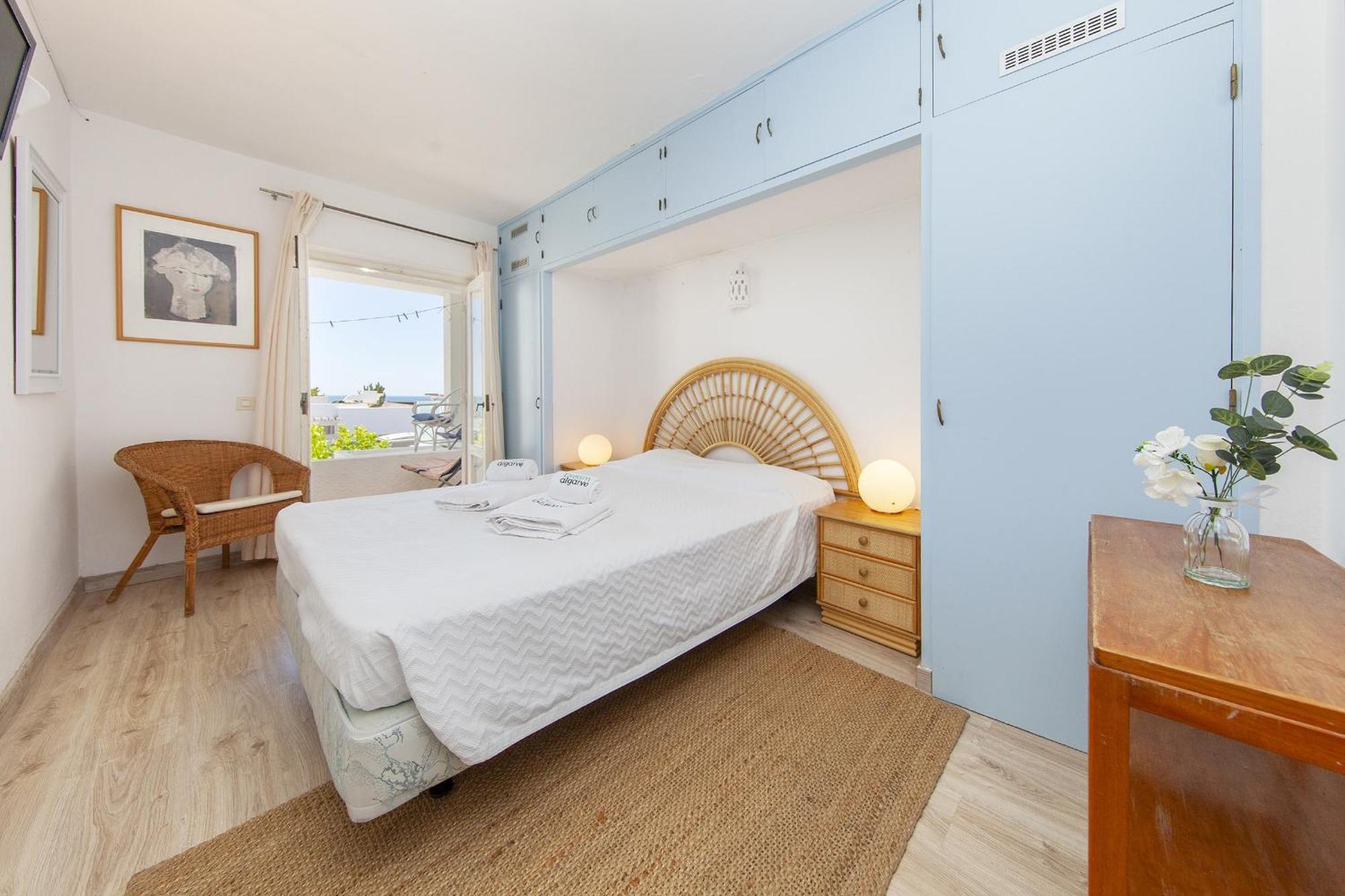 C22 - Beco Do Poco Beach Townhouse In Praia Da Luz Экстерьер фото