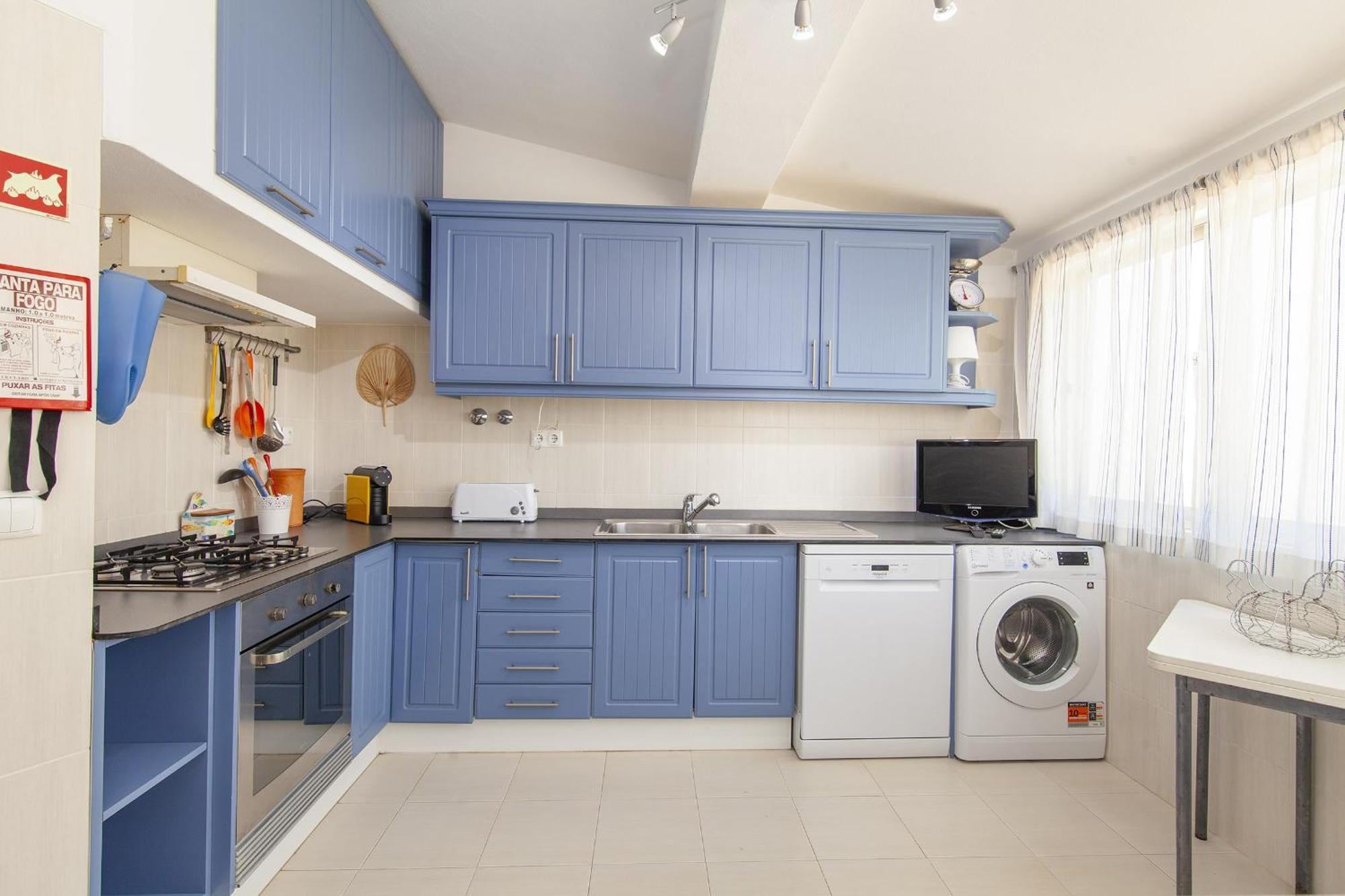 C22 - Beco Do Poco Beach Townhouse In Praia Da Luz Экстерьер фото